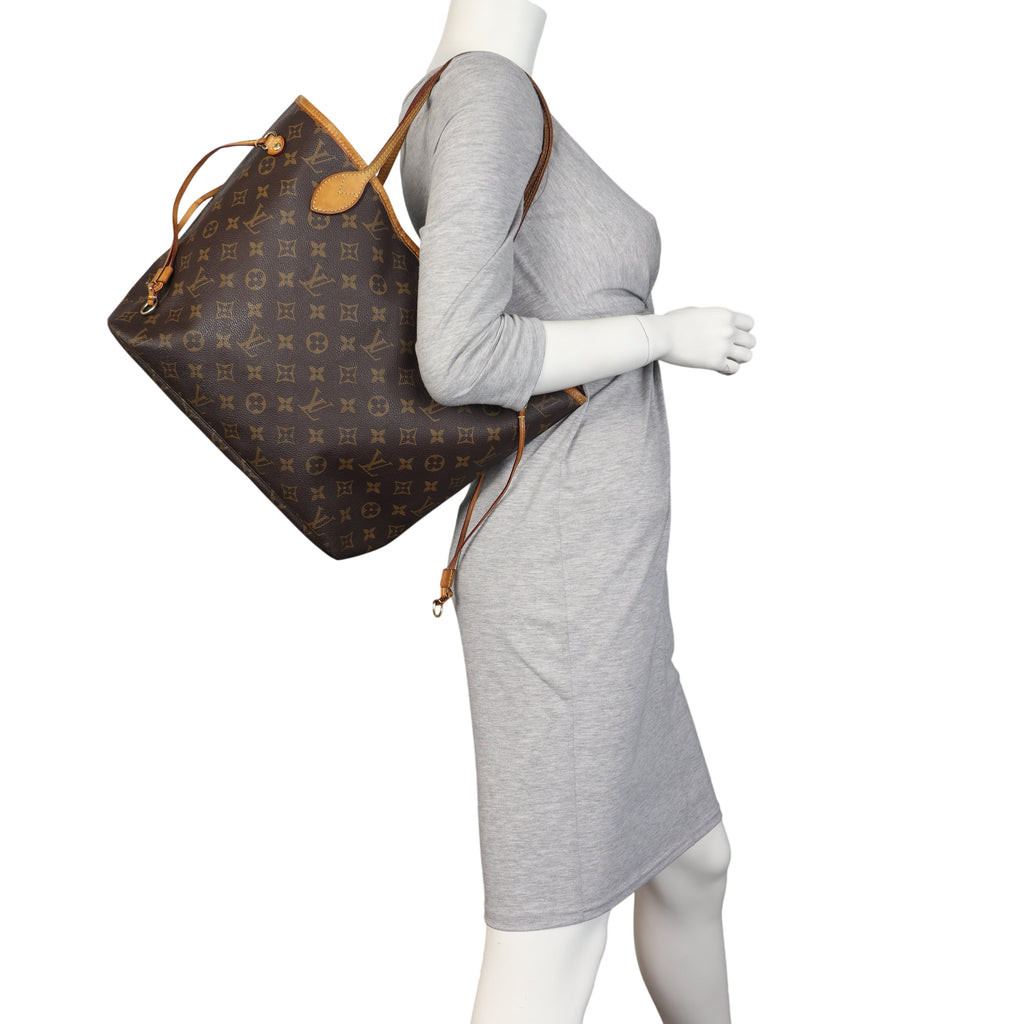 Louis Vuitton Neverfull MM Monogram
