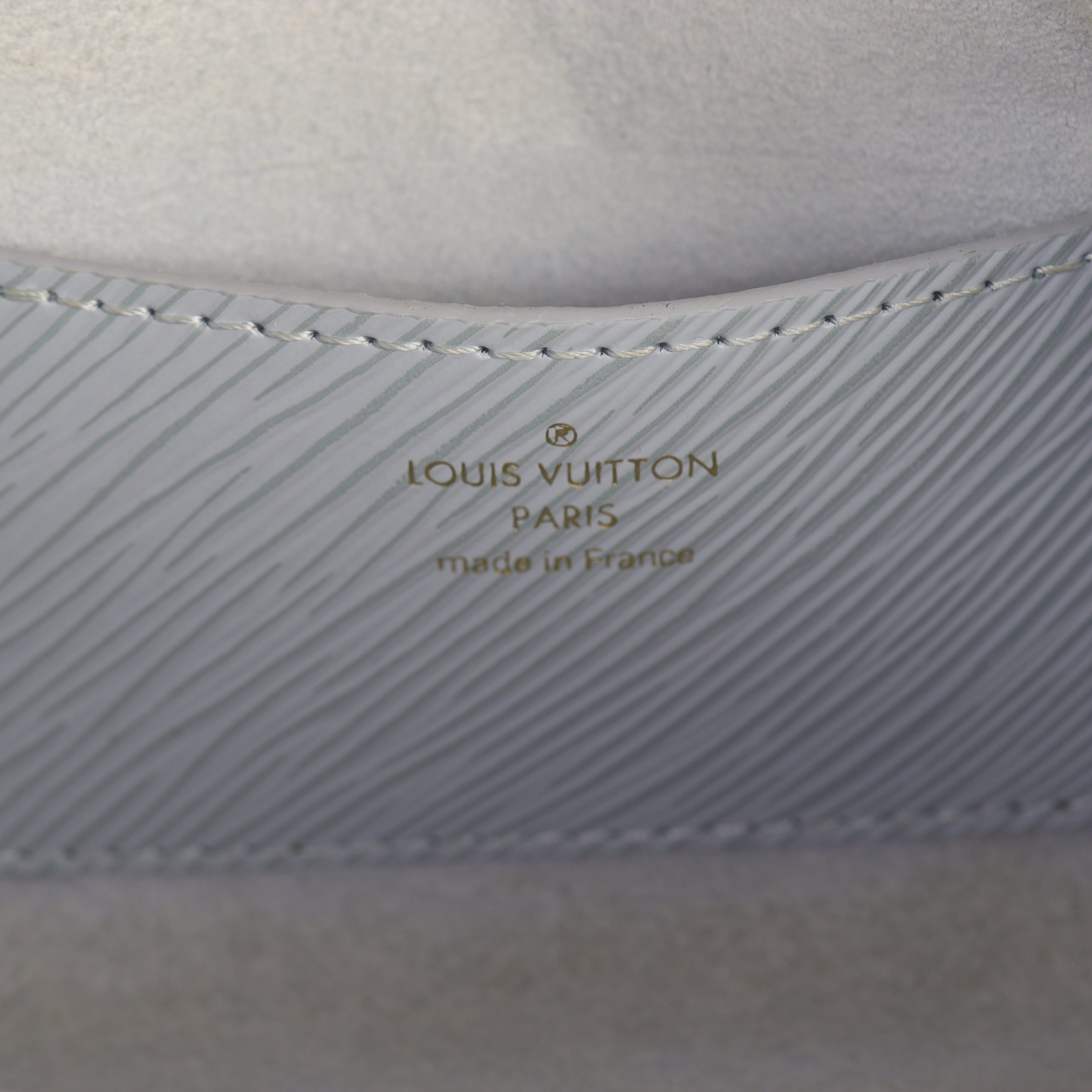 Louis Vuitton Twist PM Epi