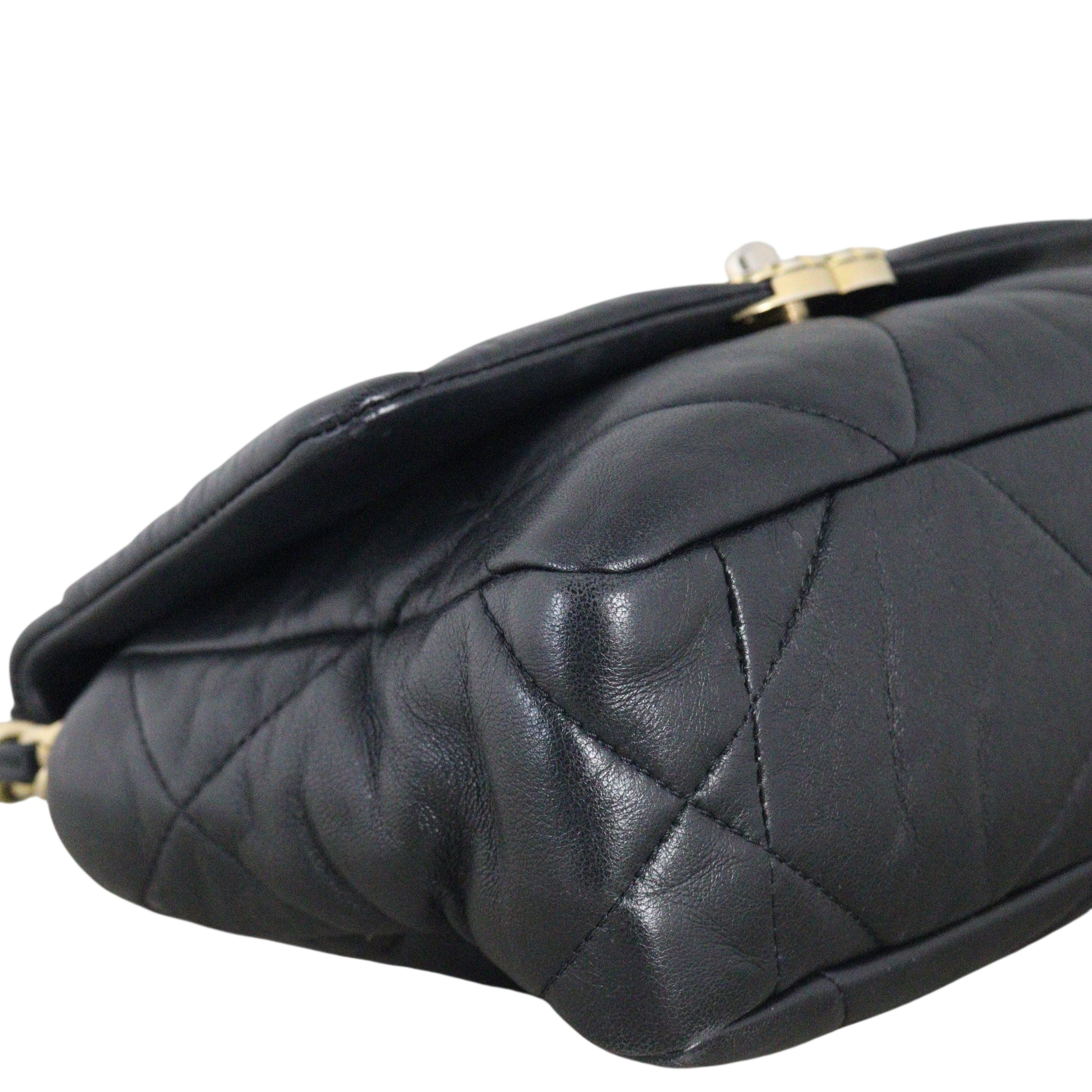 Chanel 19 Flap Bag Medium