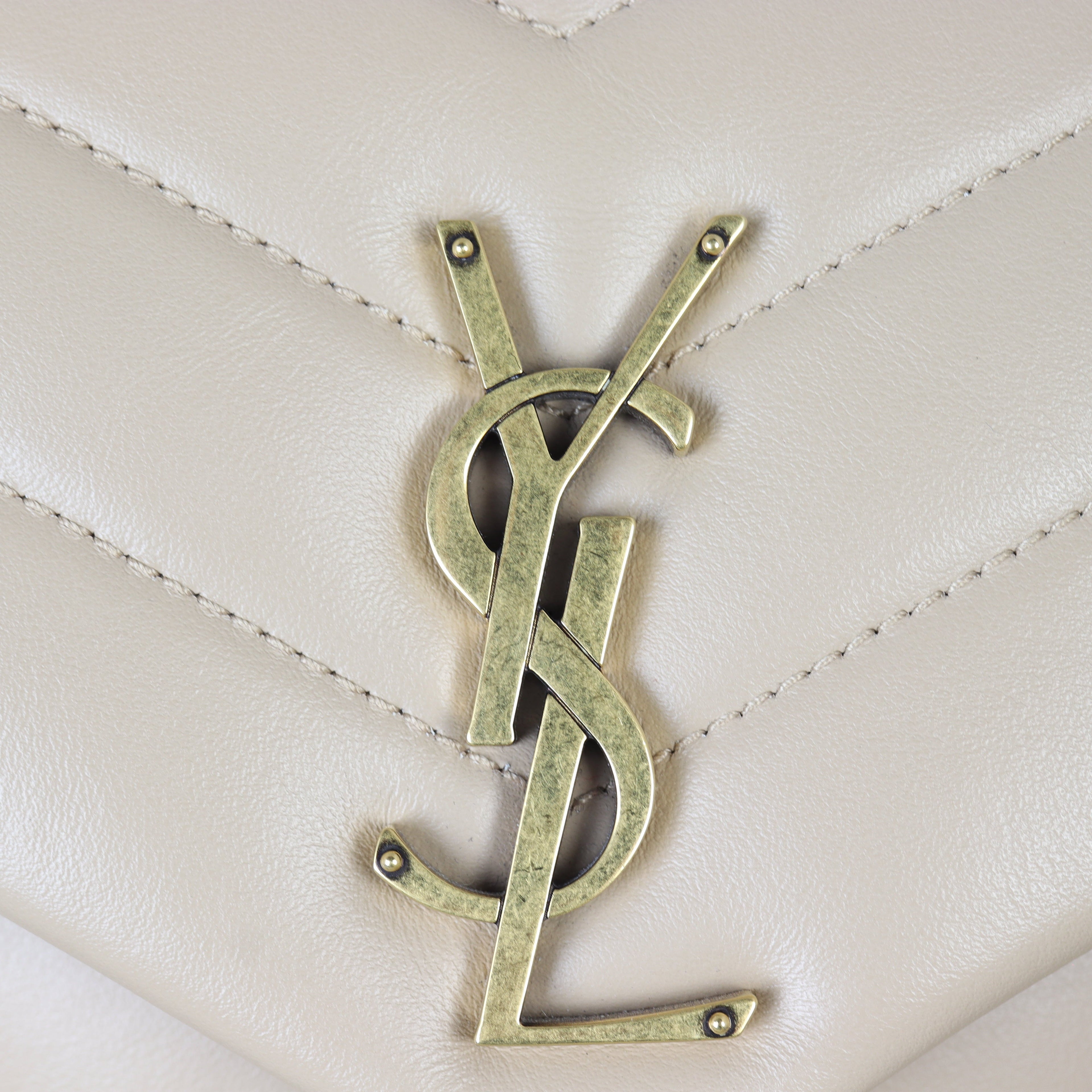 Saint Laurent Loulou Small