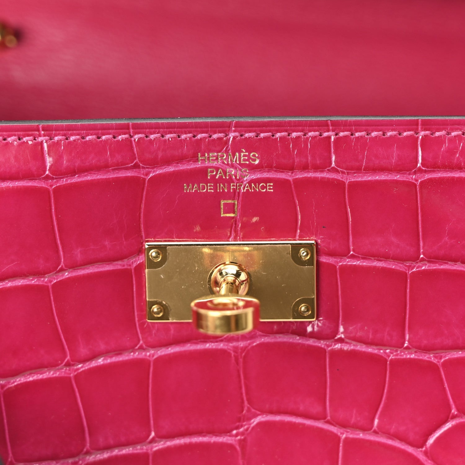 Shiny Alligator Kelly Wallet To Go Rose Scheherazade