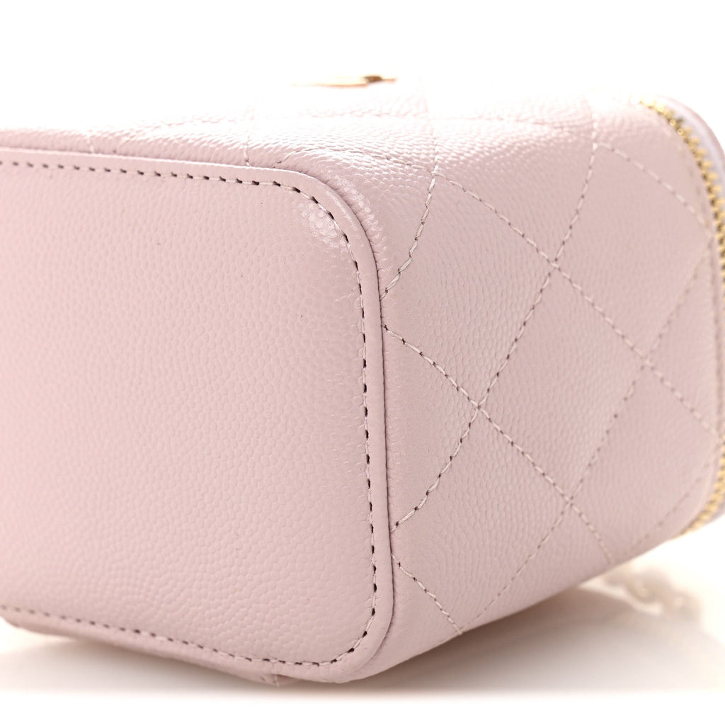 Caviar Quilted Mini Vanity Case With Chain Light Pink