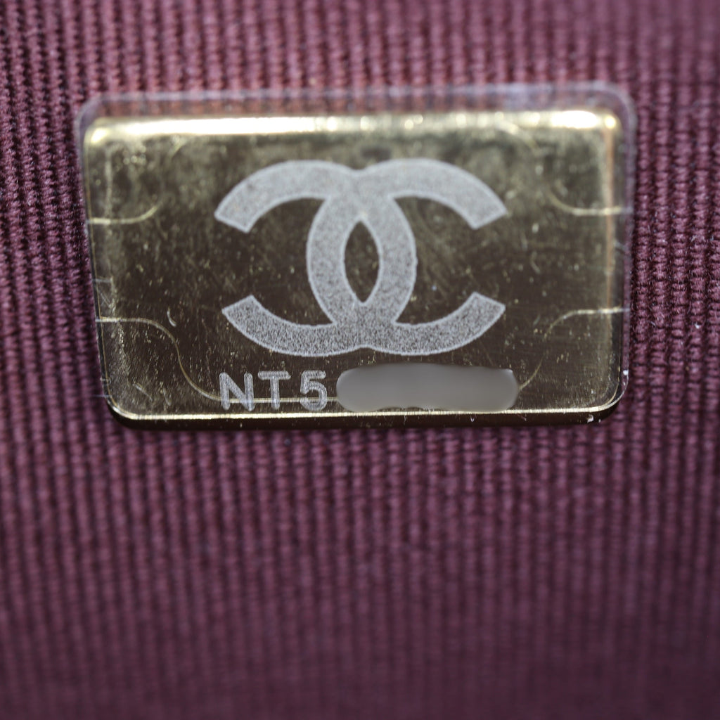 Chanel Classic Wallet on Chain