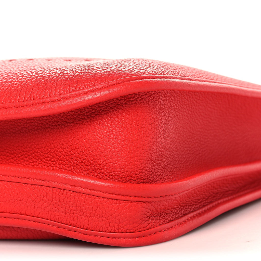 Taurillon Clemence EVELYNE III PM Rouge de Coeur
