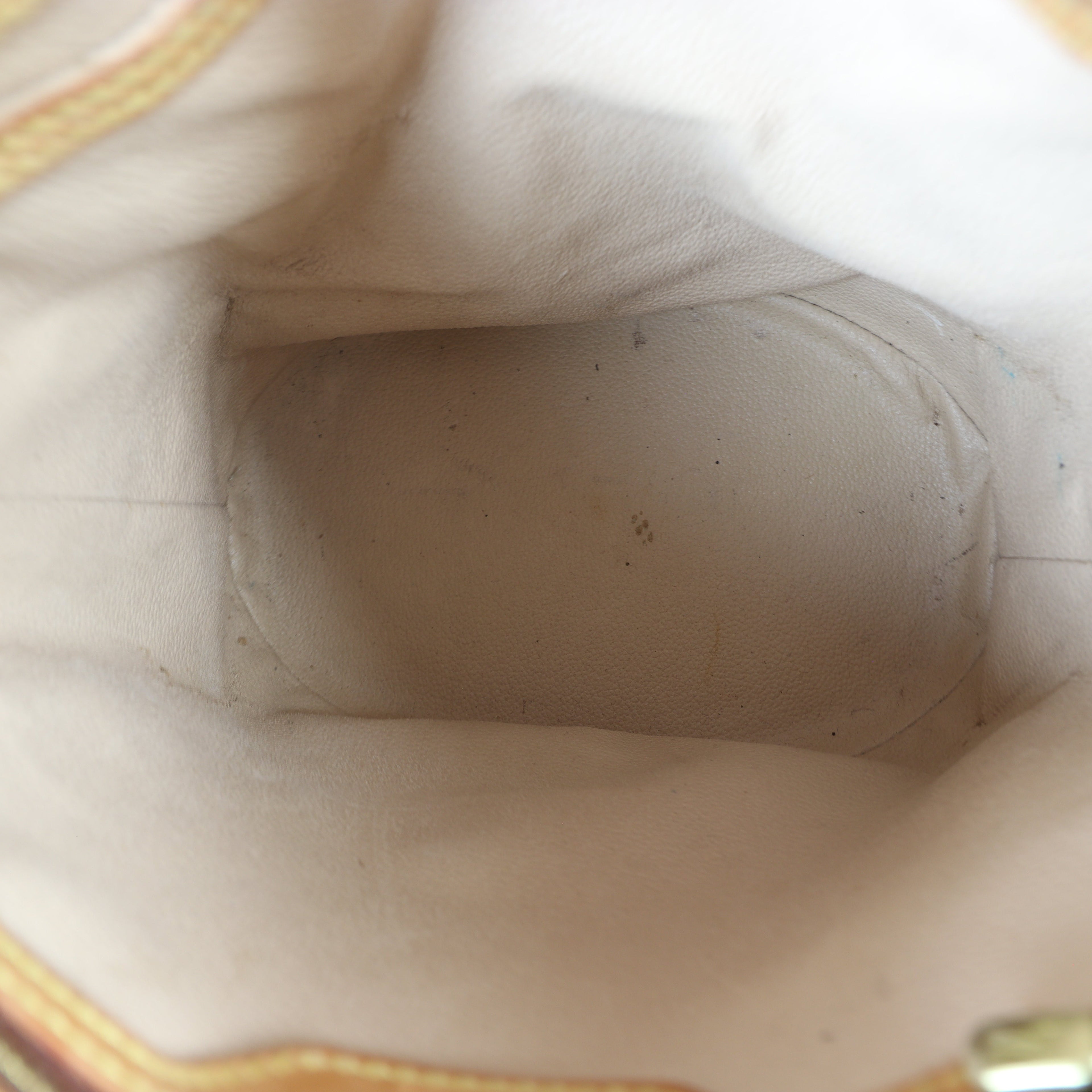 Louis Vuitton Petite Bucket Bag Monogram
