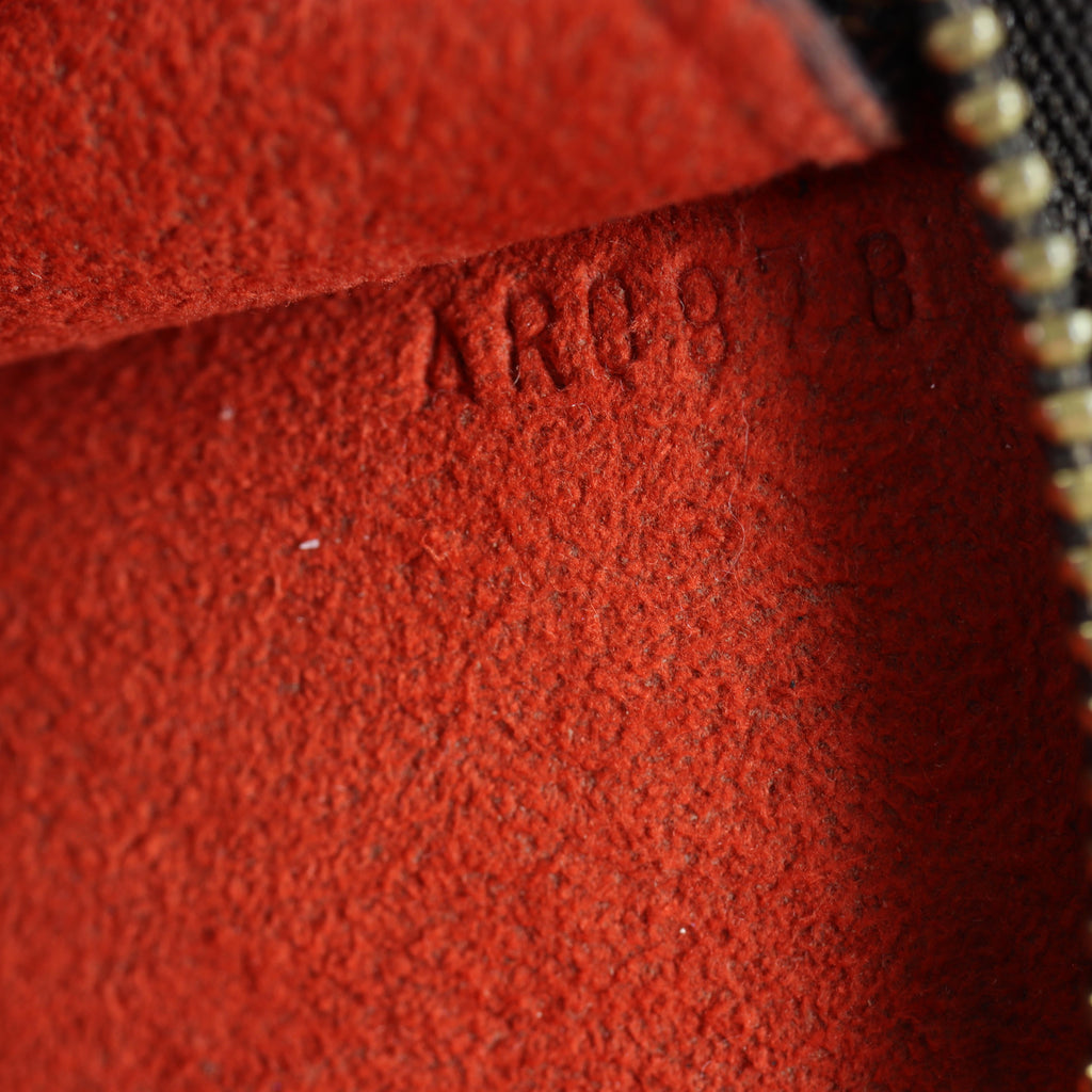 Louis Vuitton Marais Bucket Bag Damier Ebene
