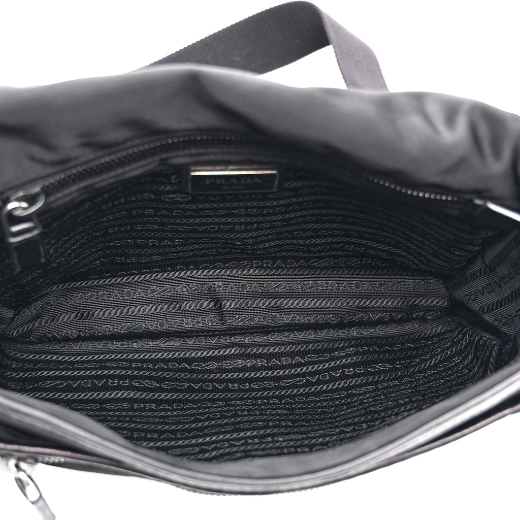 Tessuto Nylon Saffiano Logo Messenger Bag Black