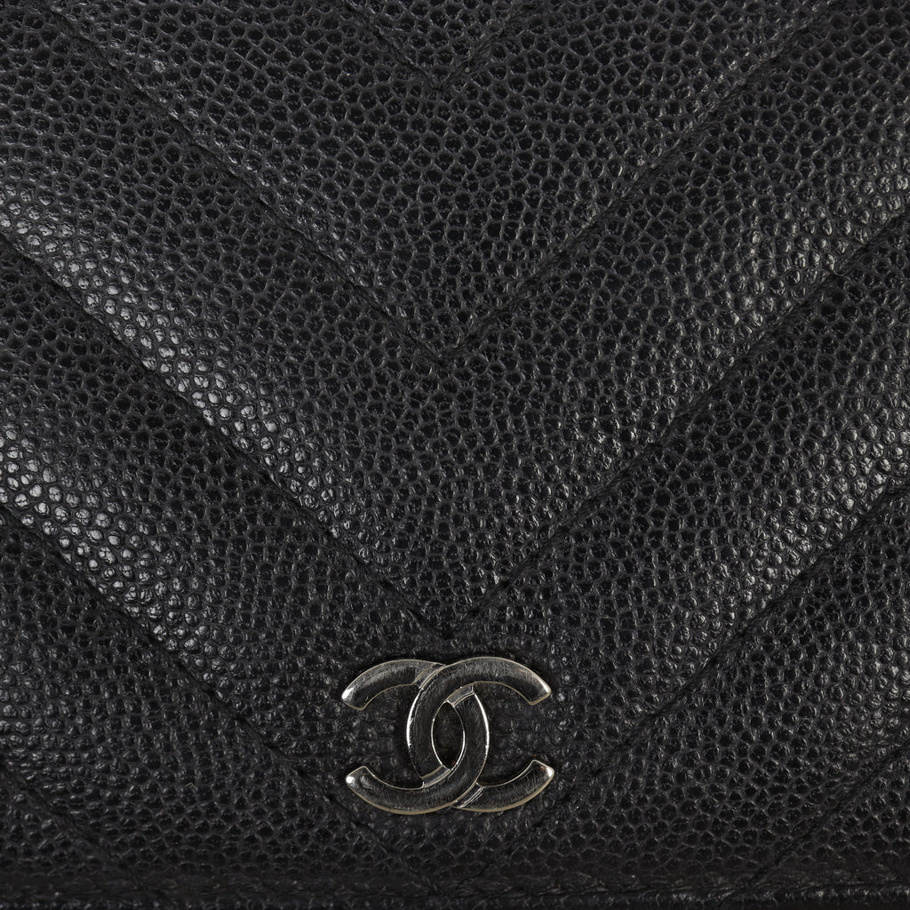Chanel CC Yen Wallet Chevron