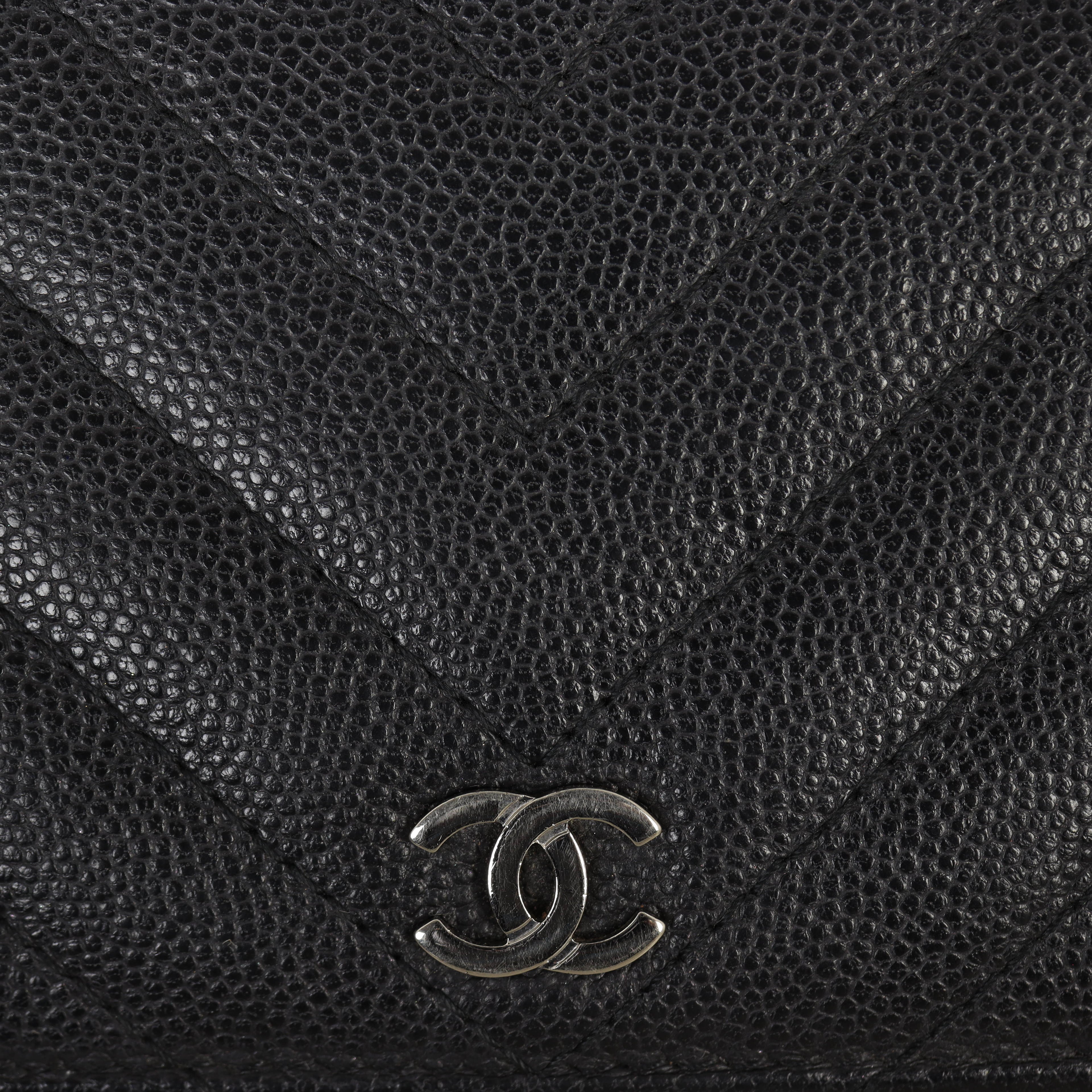 Chanel CC Yen Wallet Chevron