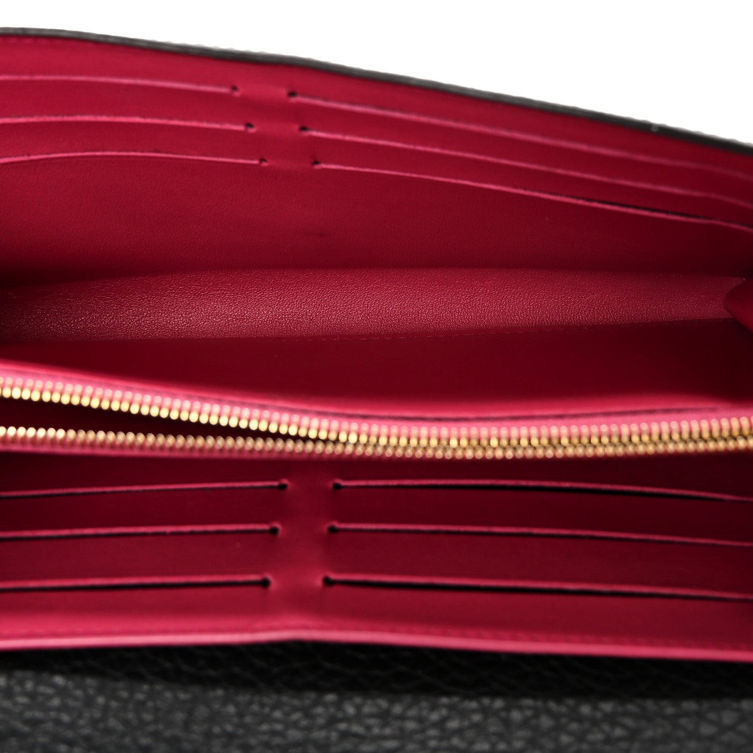 Taurillon Capucines Wallet Black