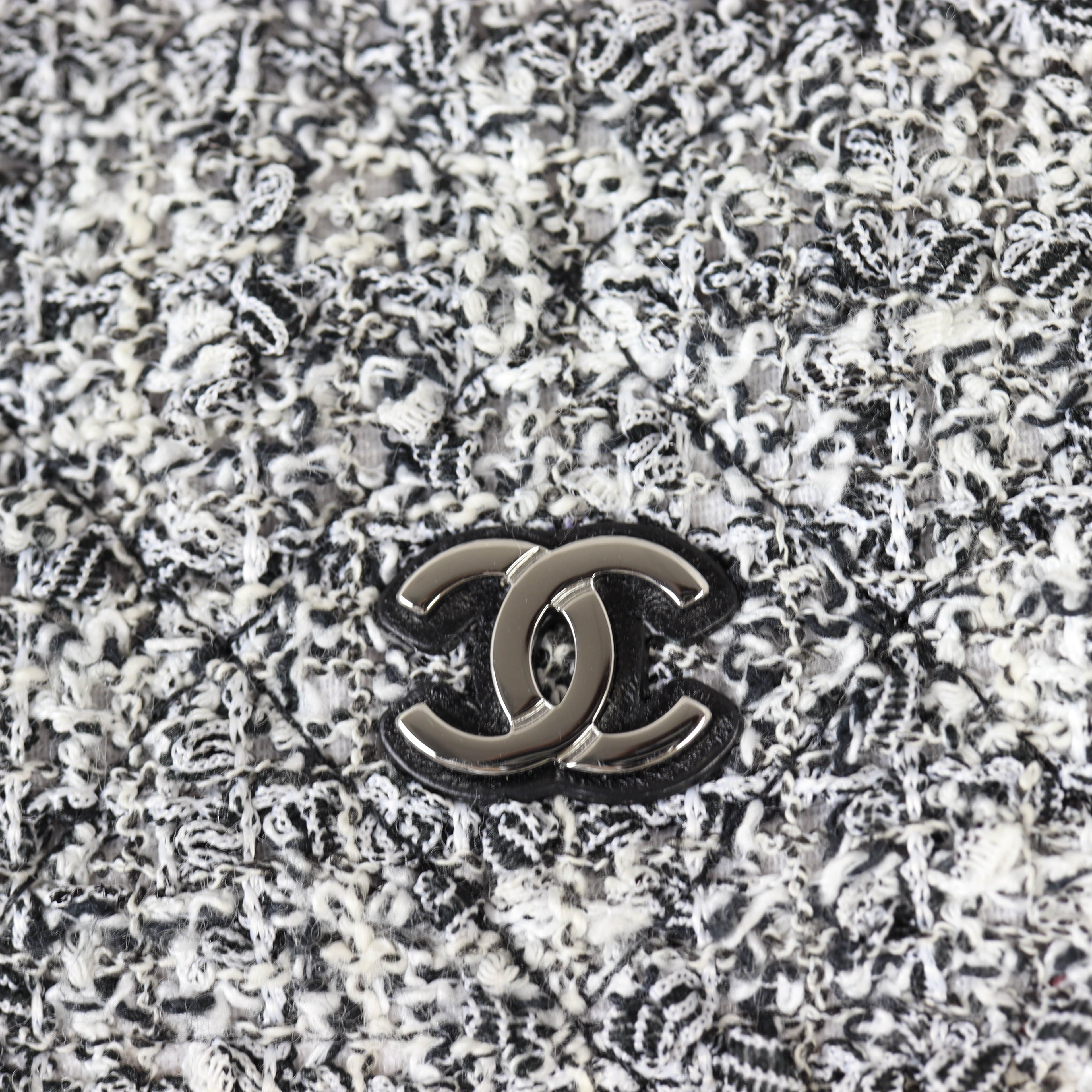 Chanel Classic Wallet on Chain Tweed