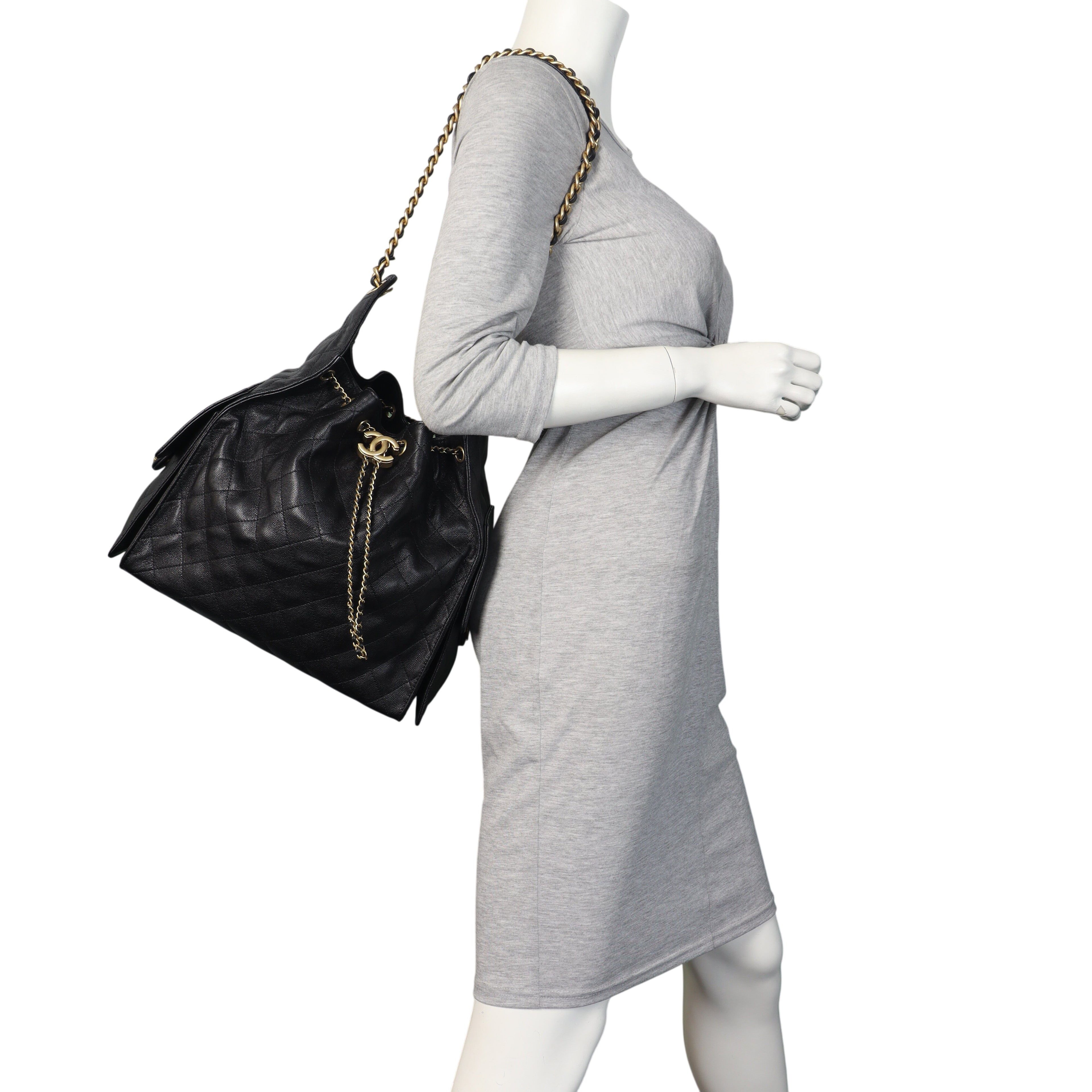 Chanel 25 Hobo Medium