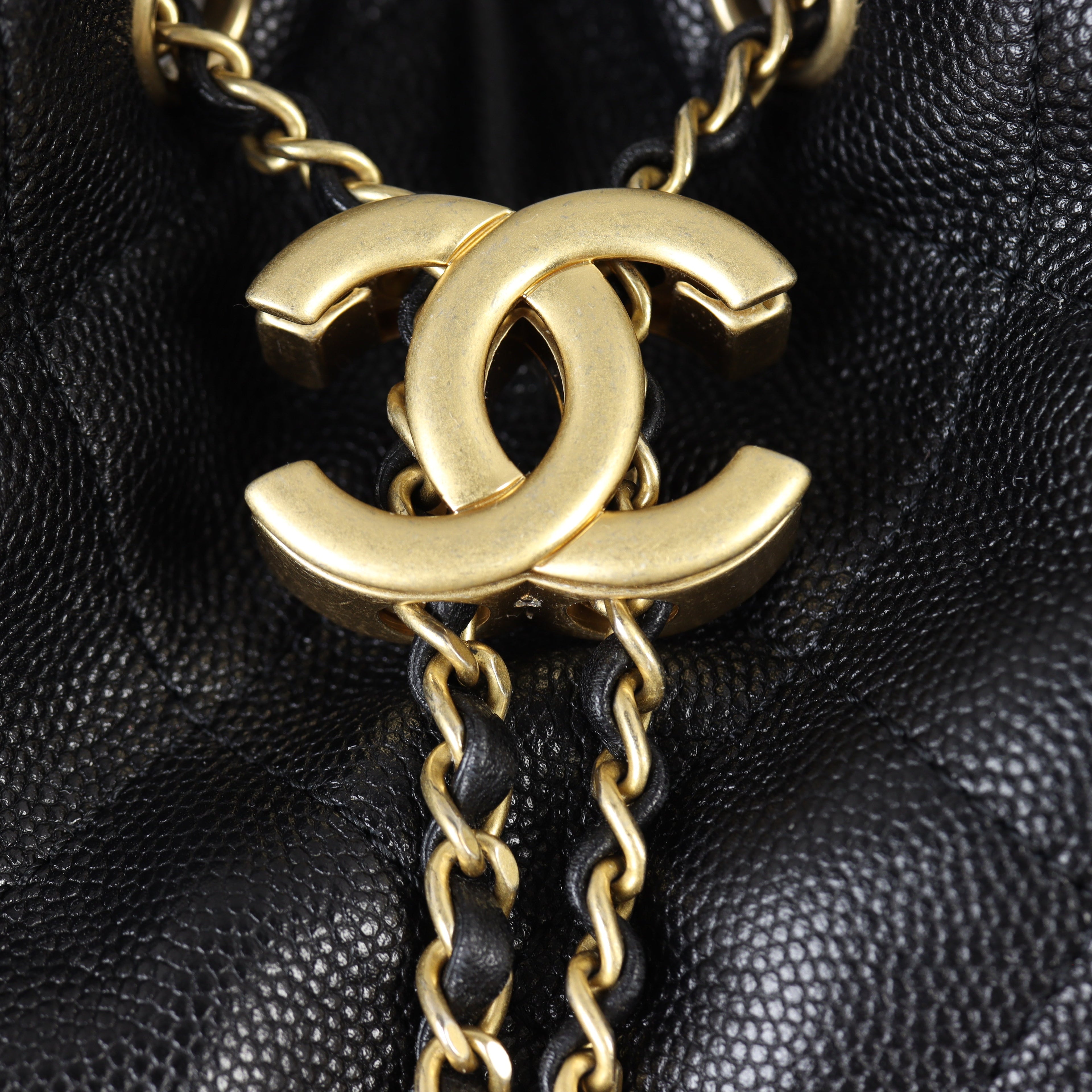 Chanel 25 Hobo Medium