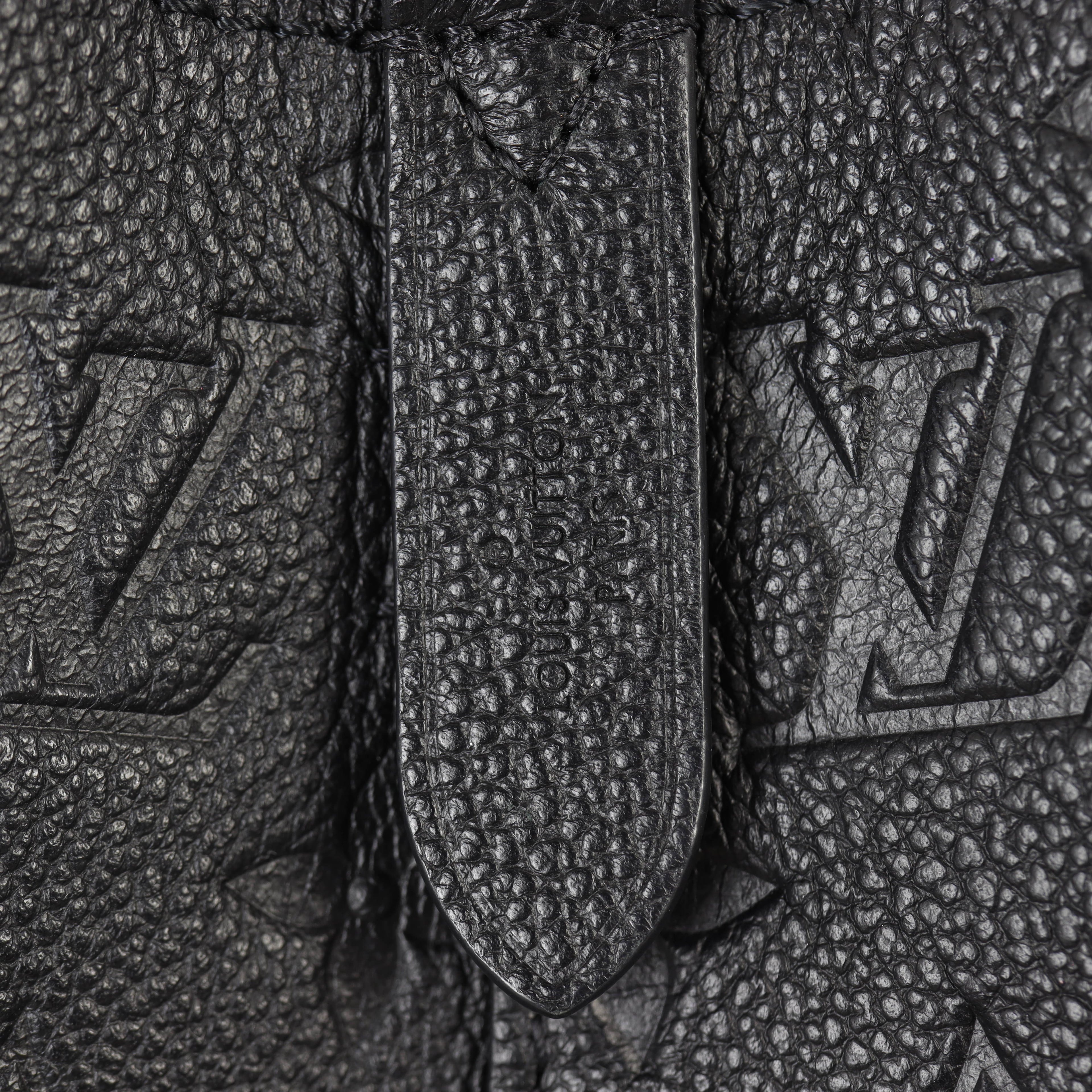 Louis Vuitton NeoNoe MM Monogram Empreinte