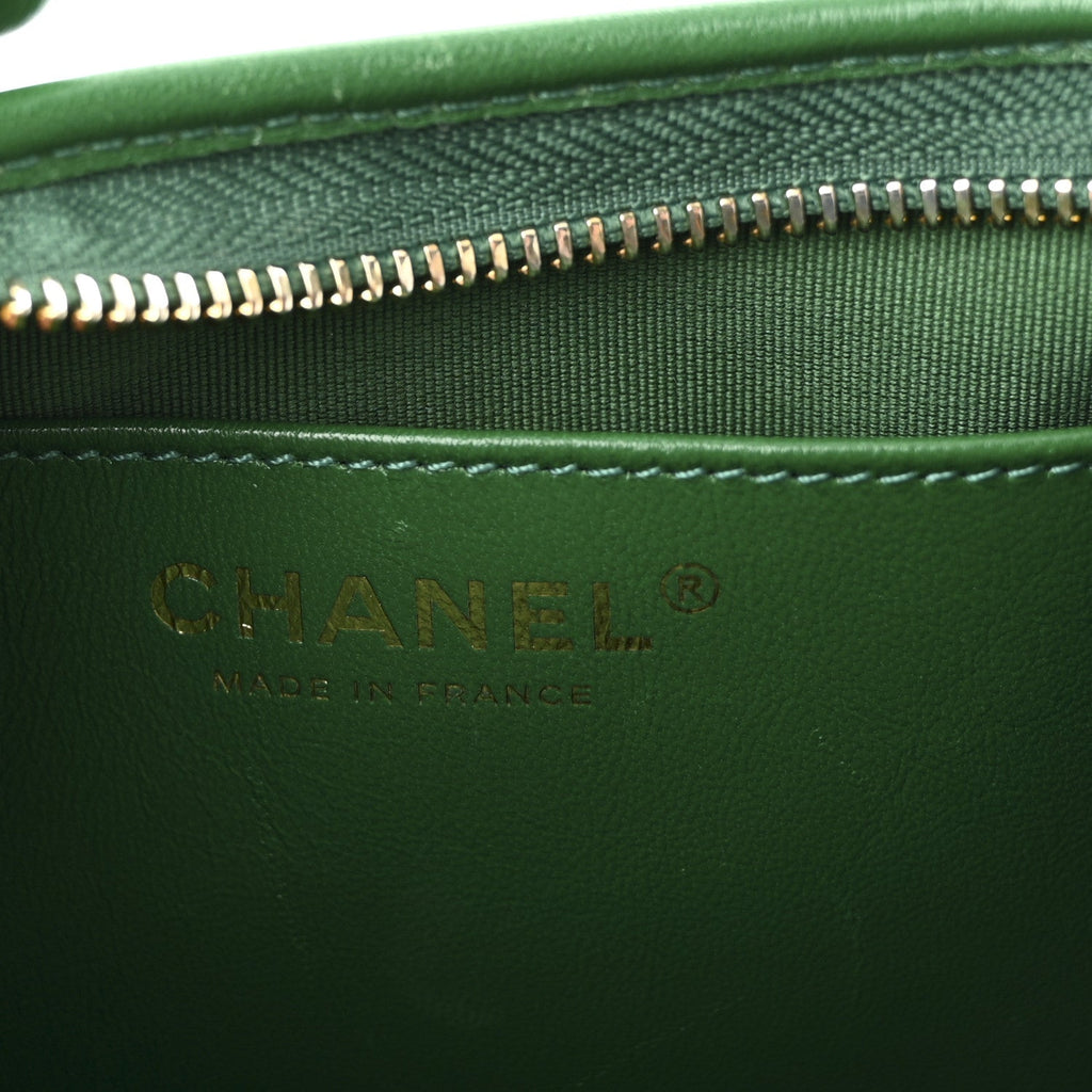 Shiny Crumpled Lambskin Quilted Small CC Funky Town Hobo Green