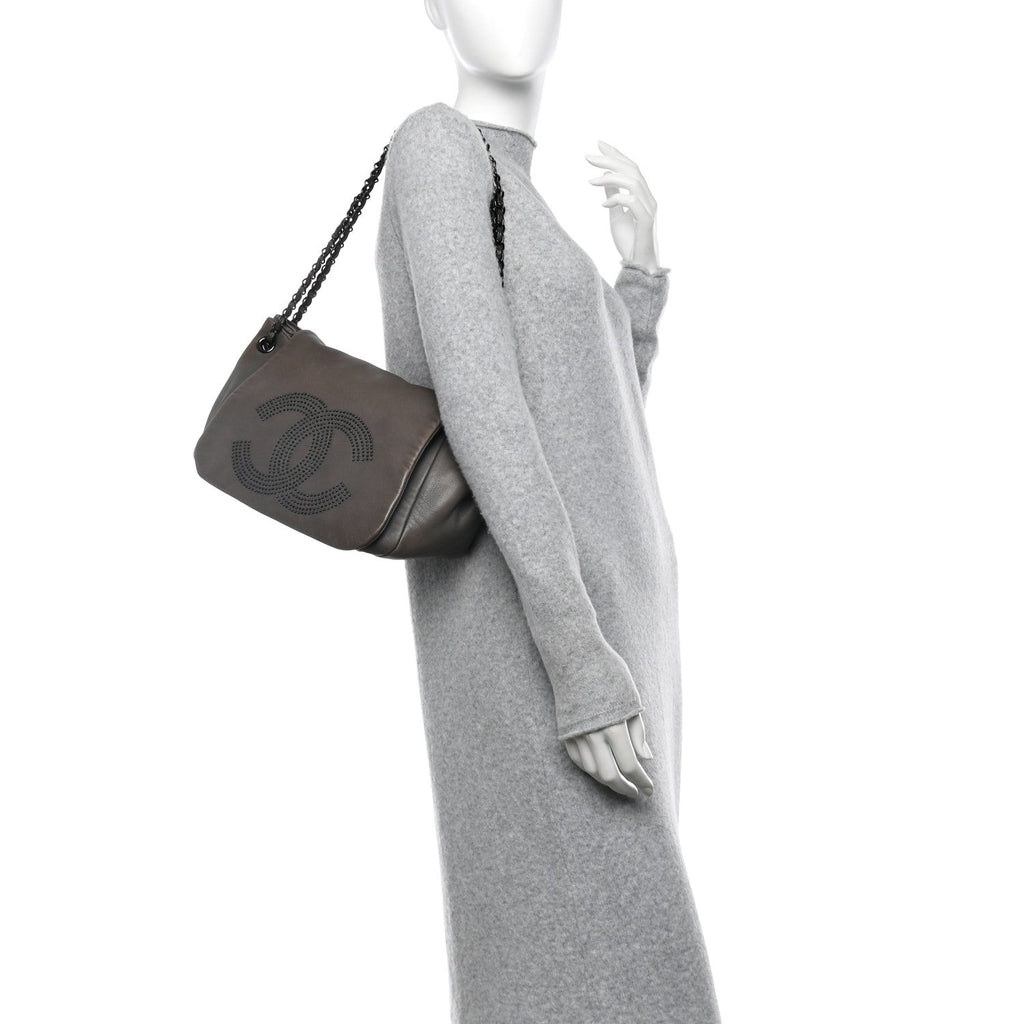 Lambskin Studded Accordion CC Flap Grey