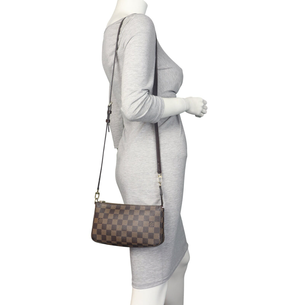 Louis Vuitton Pochette Accessoires Damier Ebene