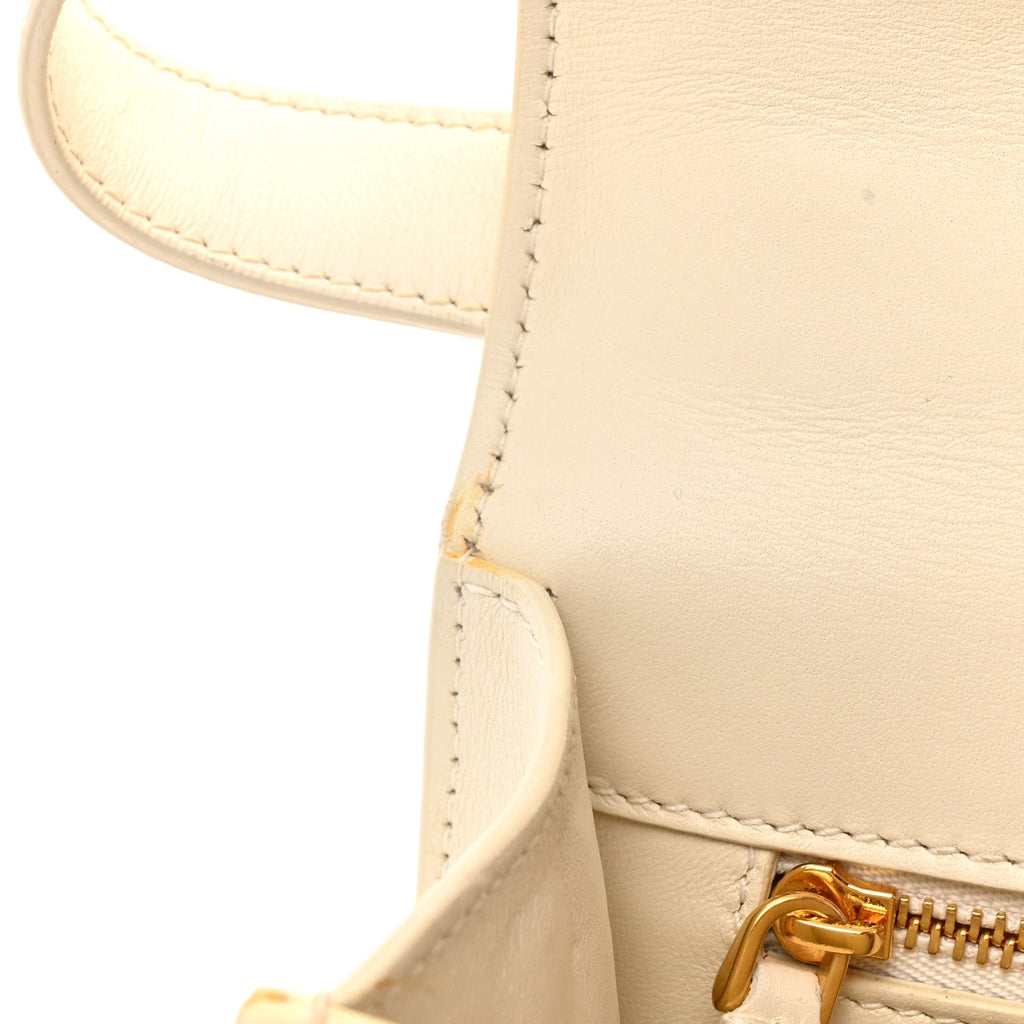 Box Calfskin 30 Montaigne Flap Bag Latte