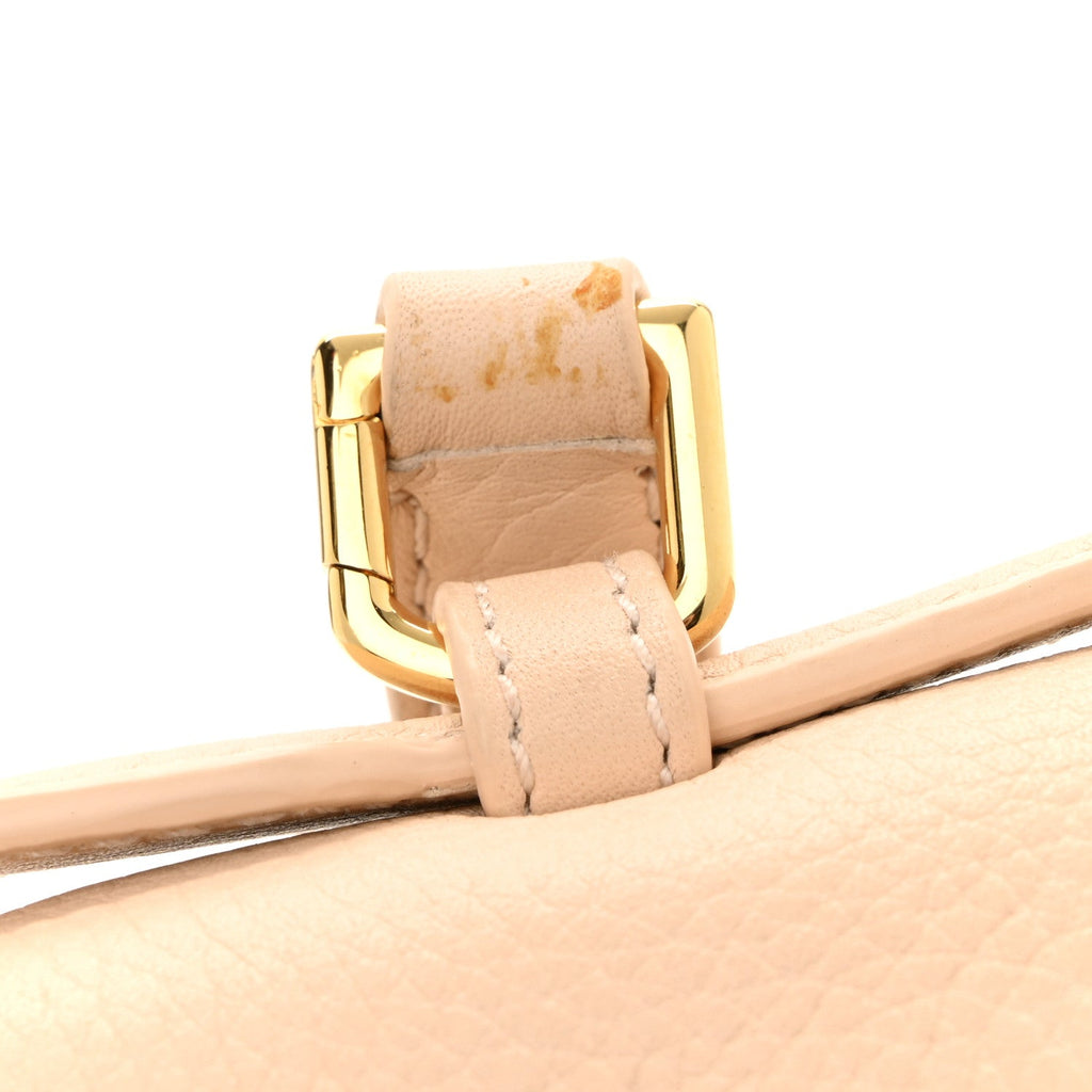 Grained Calfskin L19 Extra Pocket Pouch Creamed Honey