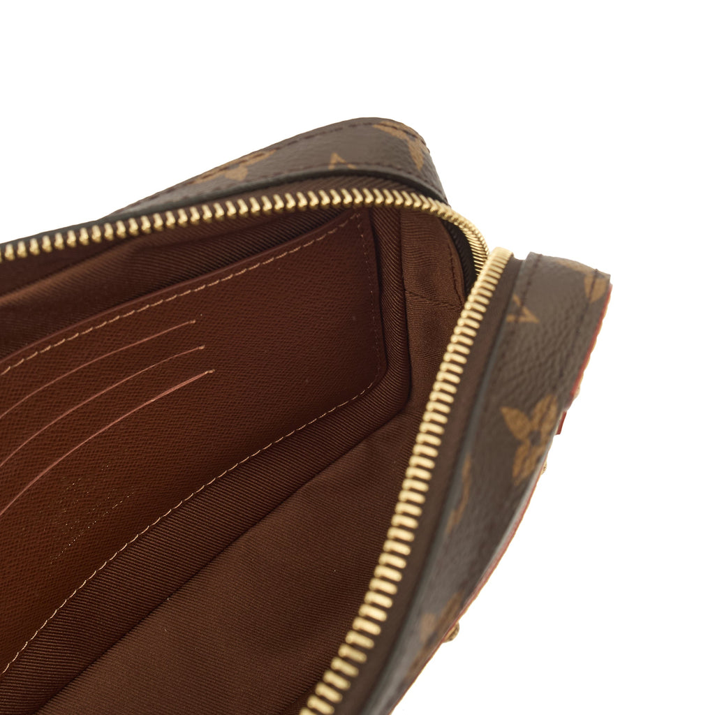 Louis Vuitton Clutch Soft Trunk  in Monogram, Canvas