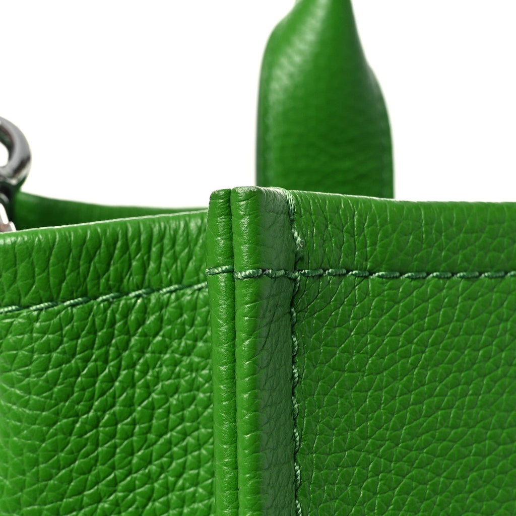 Grained Calfskin Medium The Tote Bag Kiwi