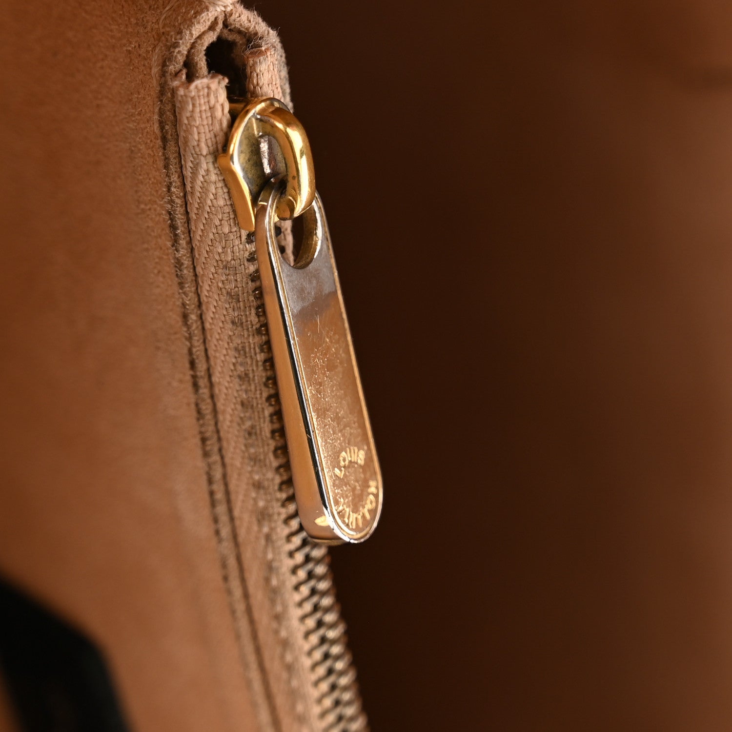 Monogram Flandrin Black