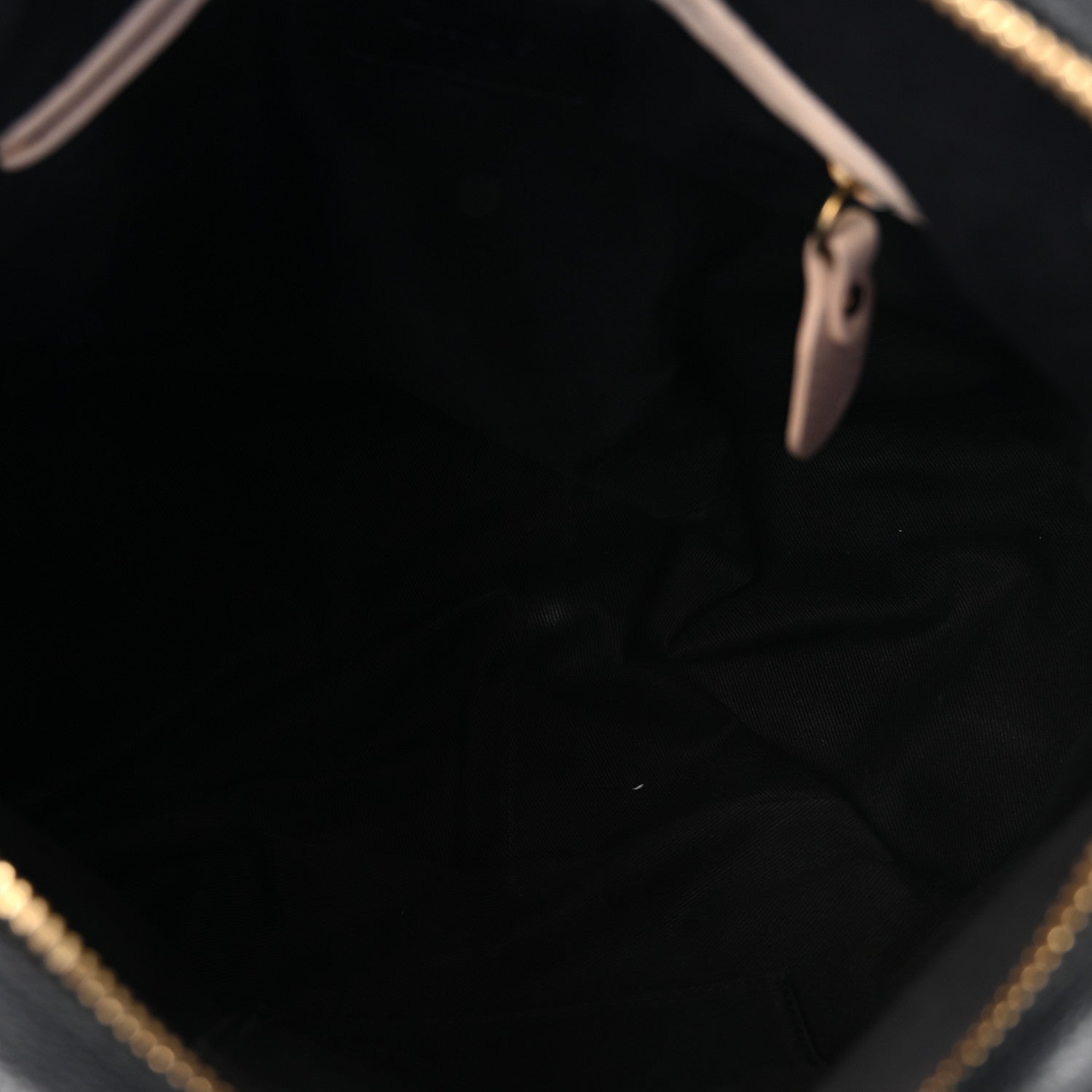 Calfskin Medium Paraty Black