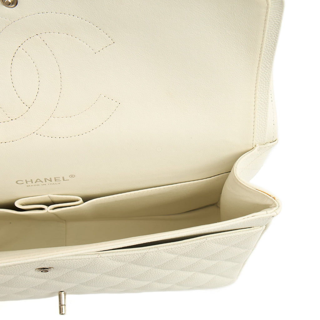 Chanel Shoulder Bag Classic - Maxi in White, Caviar Leather