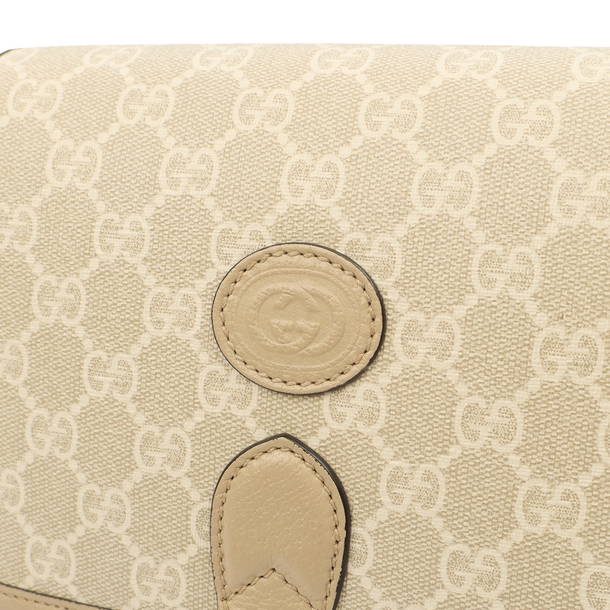 Gucci Cross Body Interlocking GG Shoulder Bag - Small in Neutral, Leather