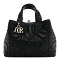 Calfskin Macrocannage Medium Toujours Black