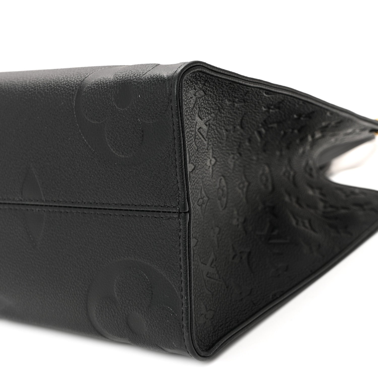Empreinte Monogram Giant Onthego MM Black