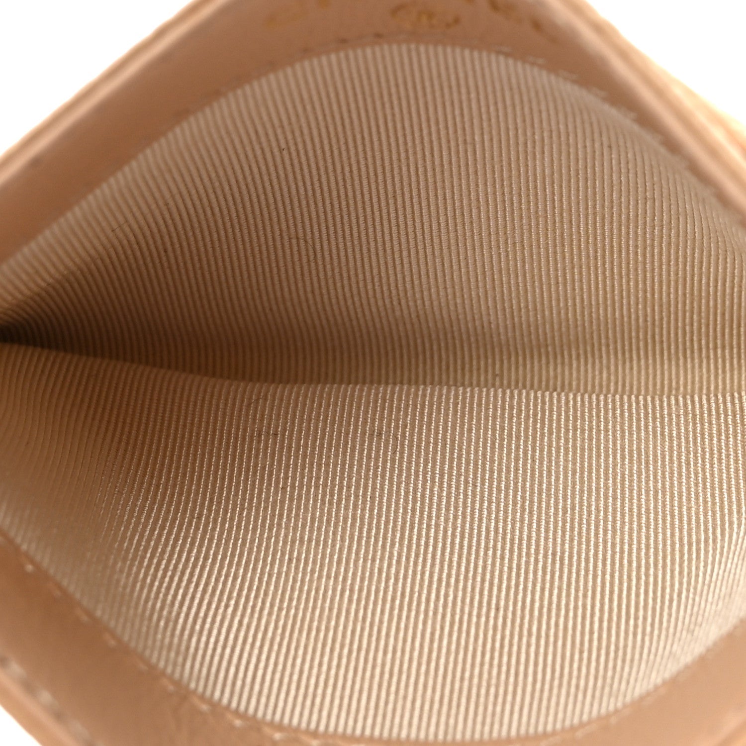 Caviar Quilted  Holder Light Beige