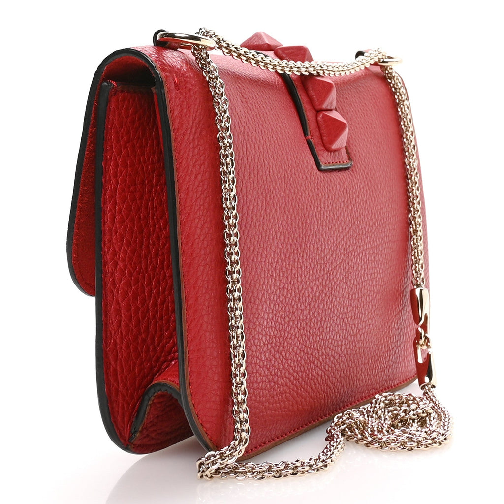 Pebbled Calfskin Monochrome Medium Glam Lock Rockstud Flap Rosso Valentino