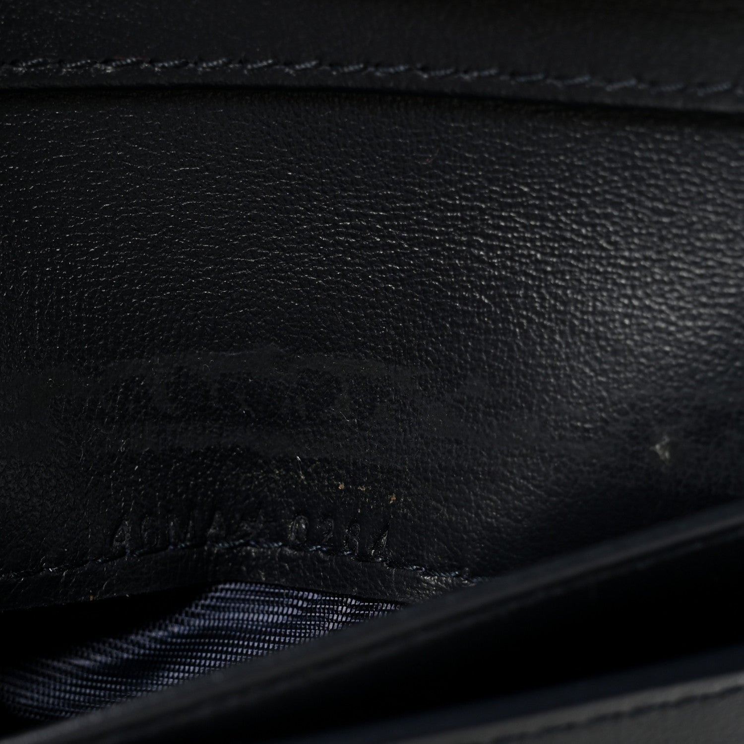 Oblique 30 Montaigne Dahlia Wallet Blue