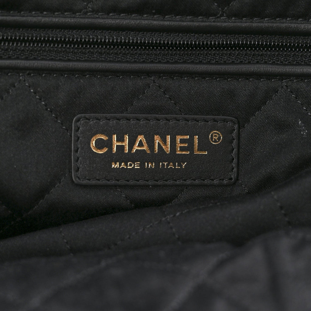 Shiny Calfskin Quilted Small Chanel 22 Black