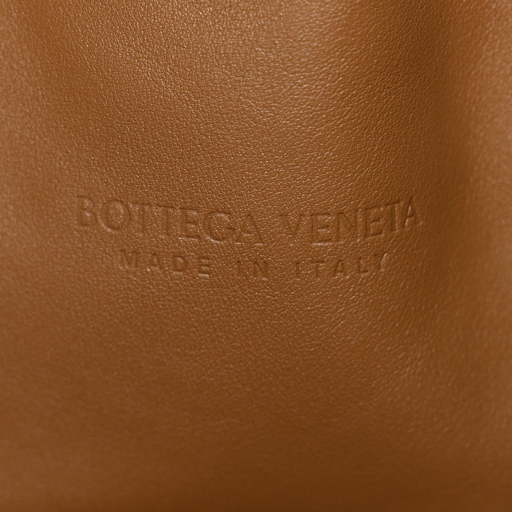 Smooth Butter Calf The Pouch Oversized Clutch Cammello