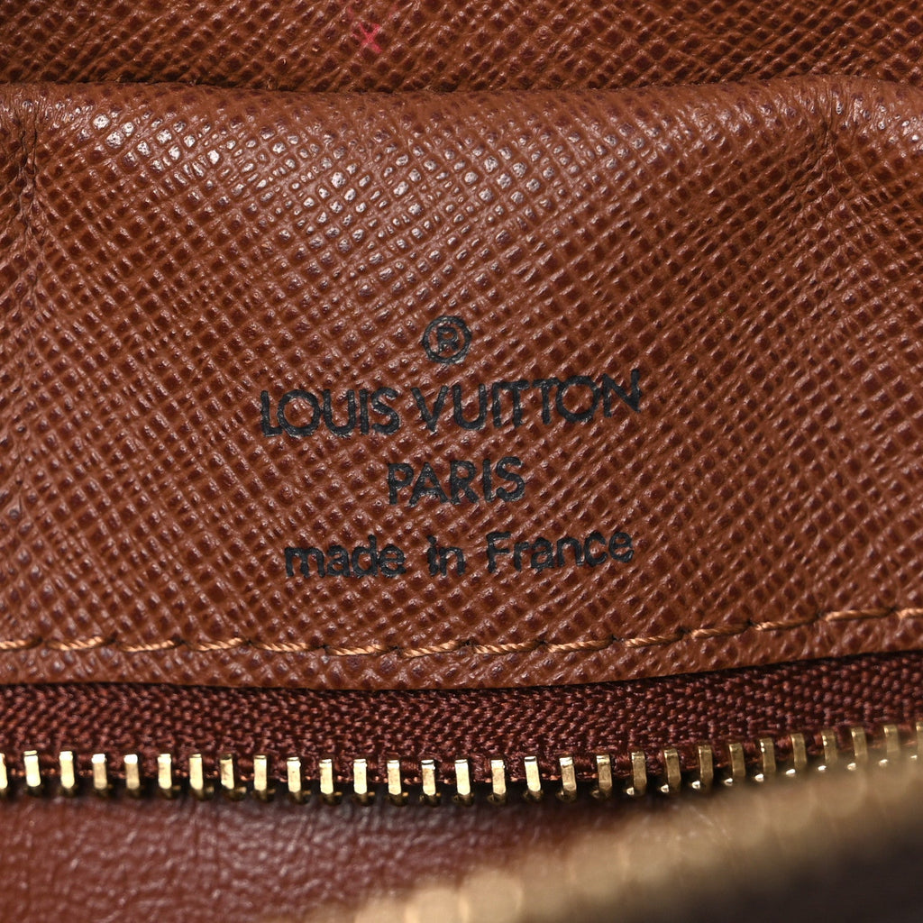 Monogram Nil 28