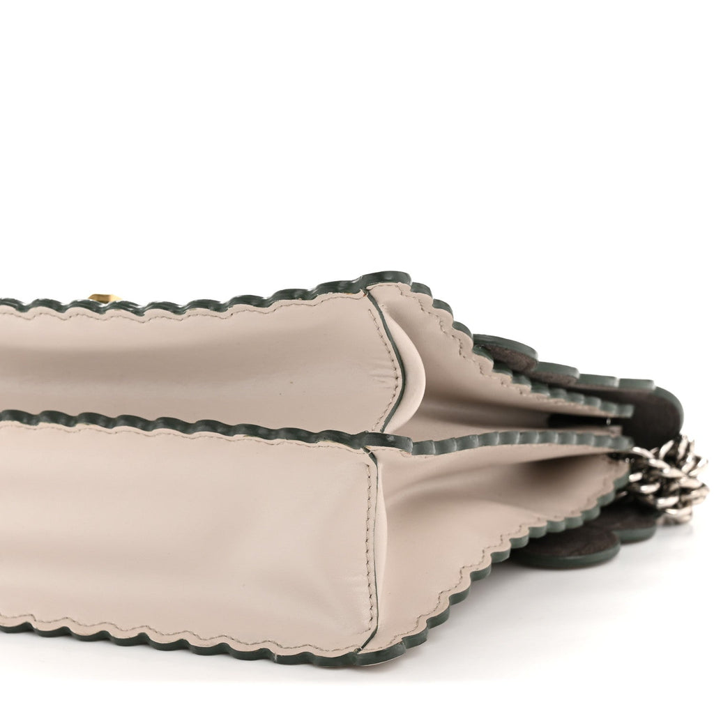 Vitello Liberty Scalloped Studded Kan I Shoulder Bag Grigio Polvere