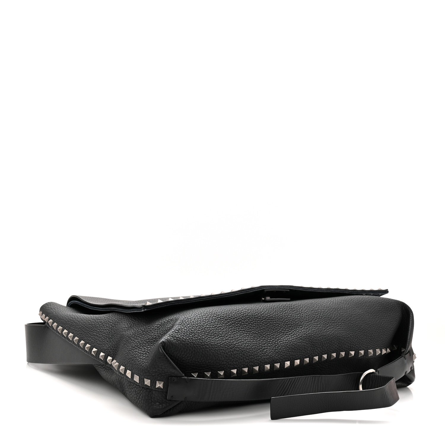 Pebbled Calfskin Rockstud Messenger Black