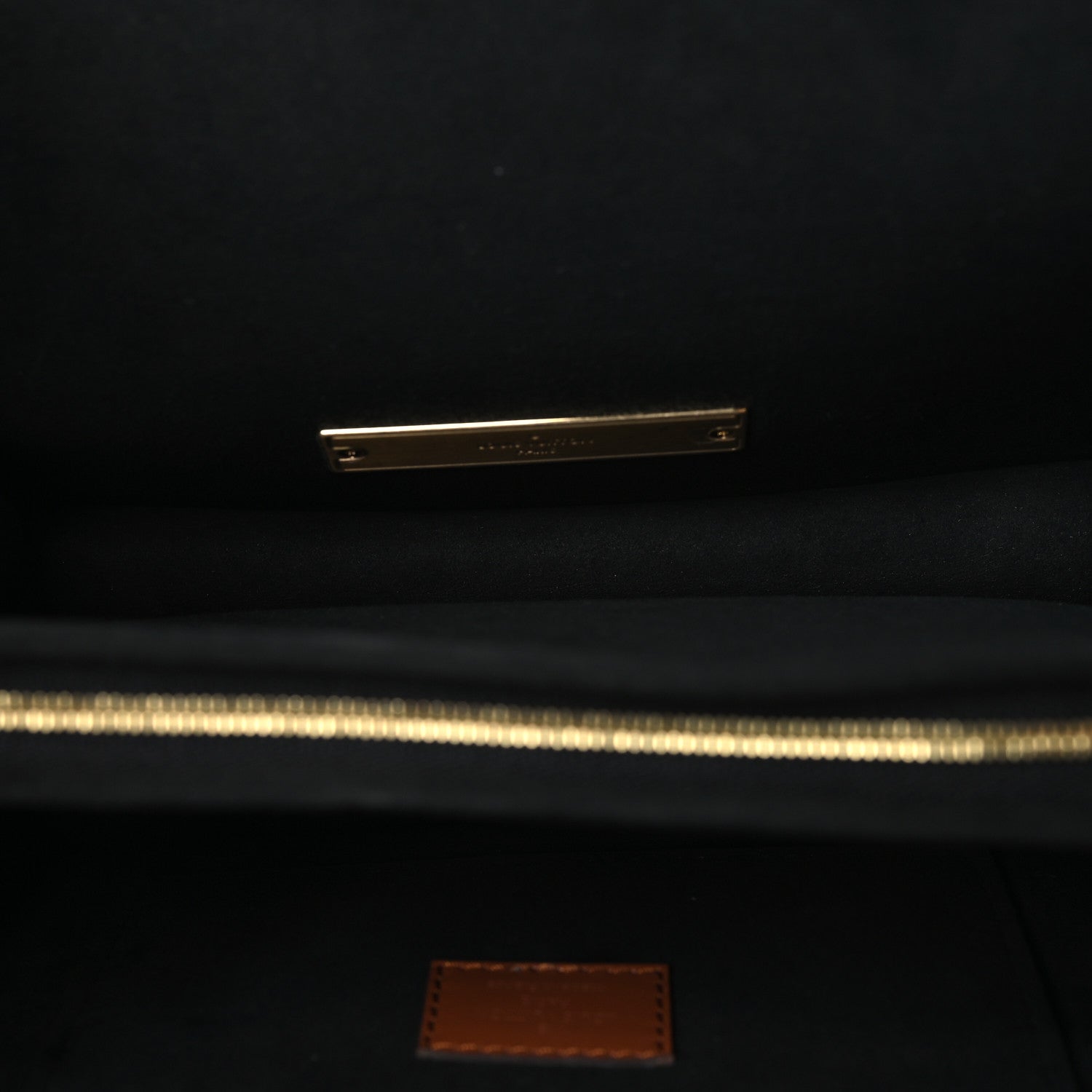 Reverse Monogram Dauphine MM
