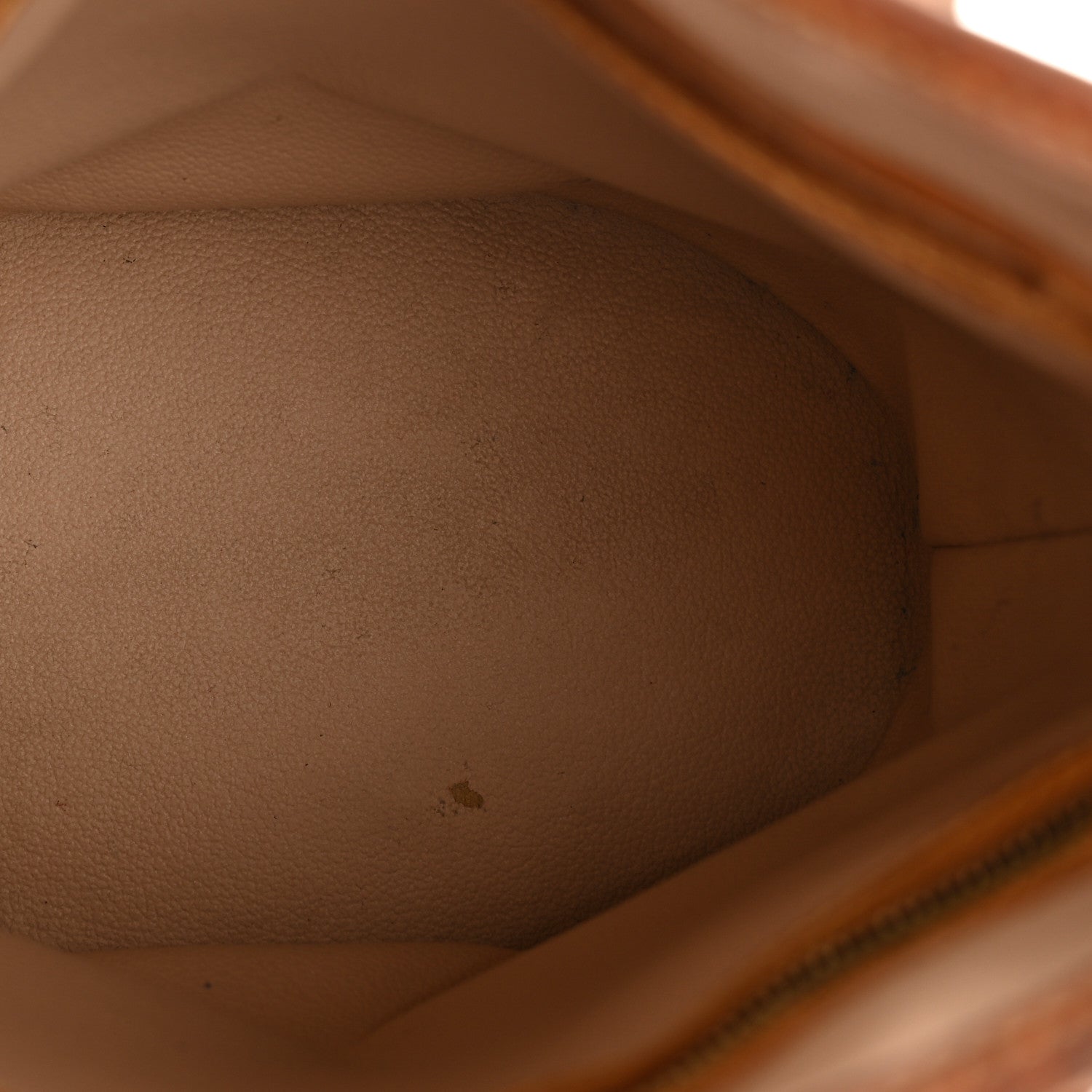 Monogram Petit Bucket 23