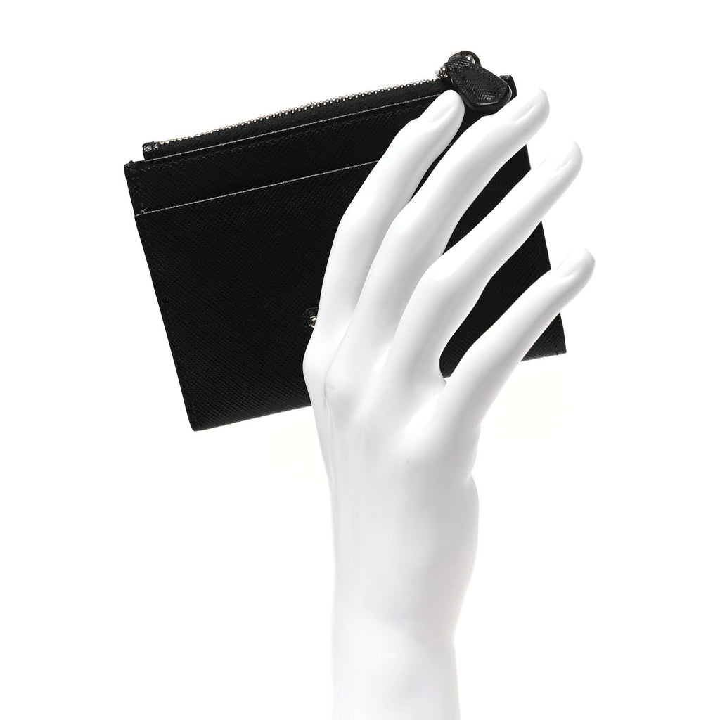 Saffiano Triangle Zip  Holder Black