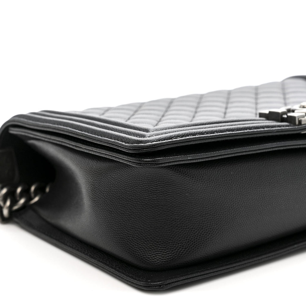 Caviar Quilted New Medium Boy Flap Black
