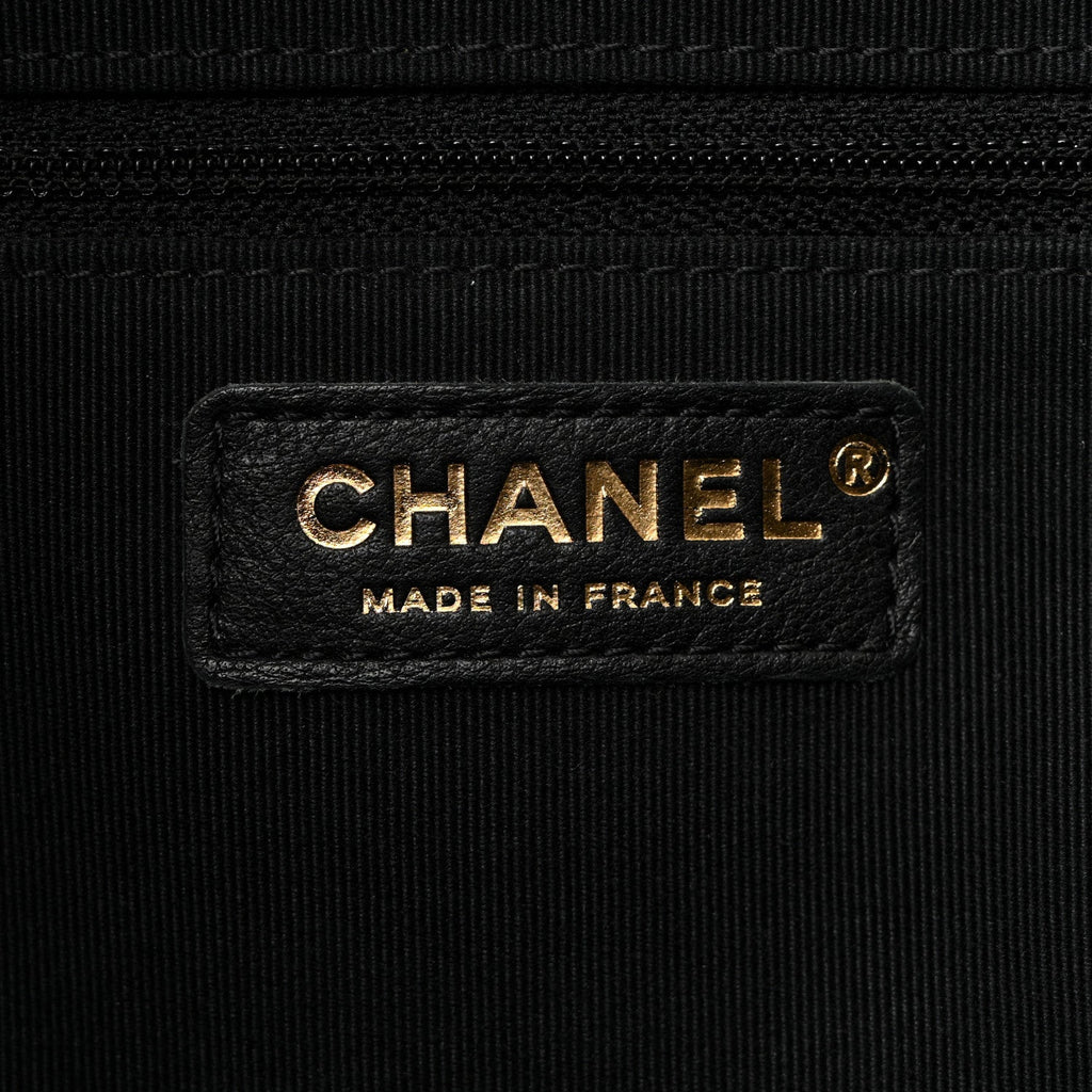 Caviar Quilted Small Trapezoid Chain Shopping Tote Black