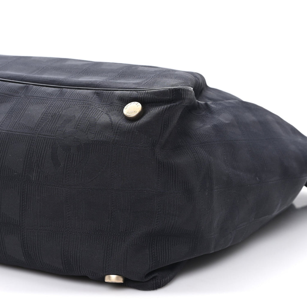 Nylon Medium Travel Tote Black