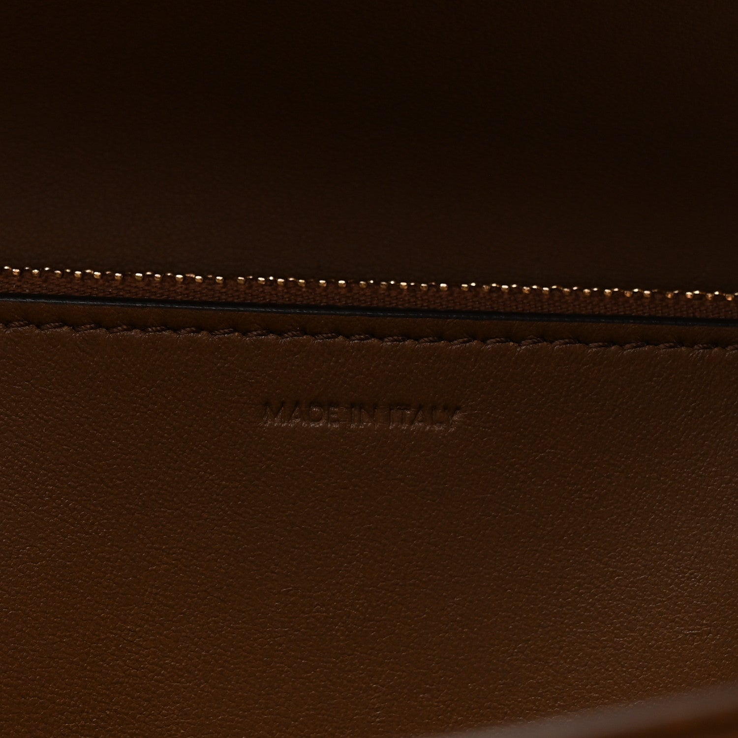 Box Calfskin Medium Classic Box Flap Bag Camel