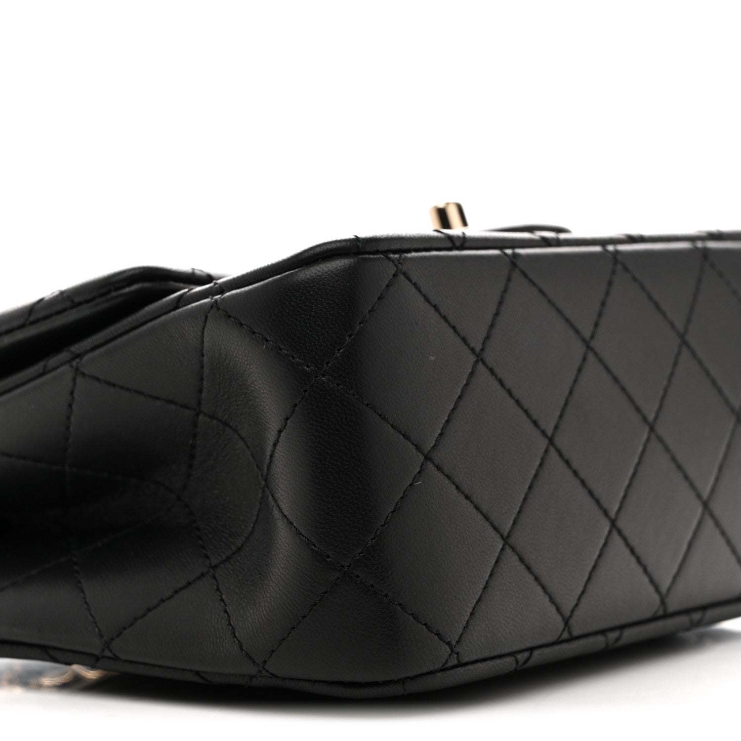 Lambskin Quilted Enamel Mini Pearl Crush Flap Black