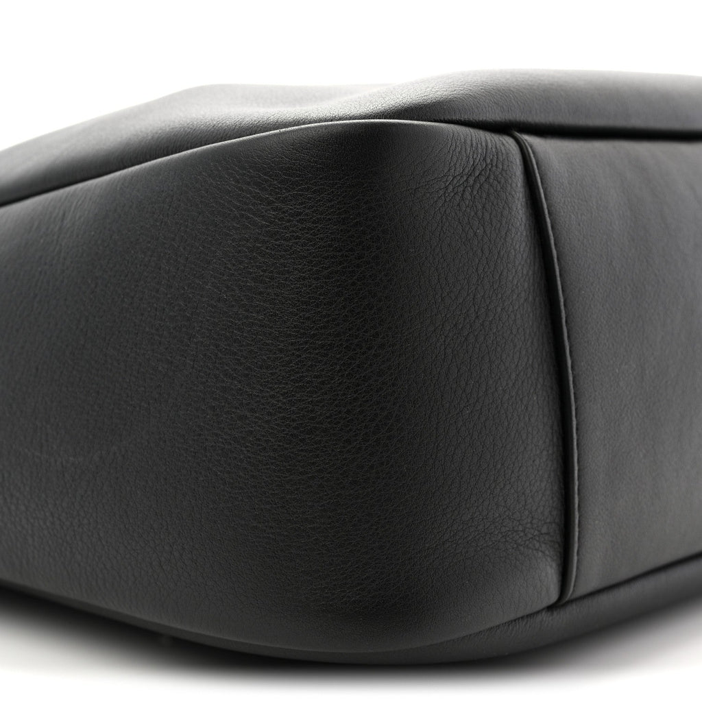 Smooth Calfskin Large Le 5 A 7 Soft Hobo Black
