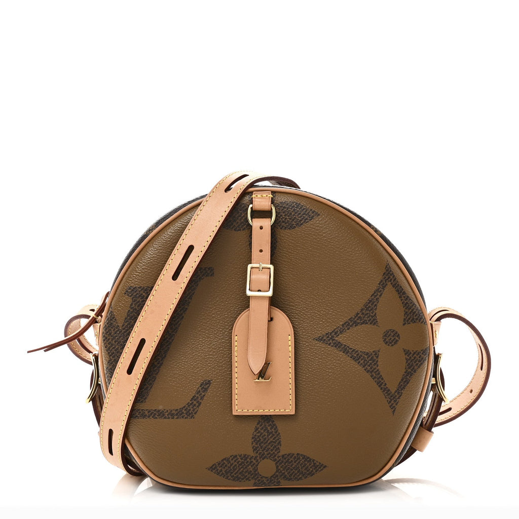 Reverse Monogram Giant Boite Chapeau Souple