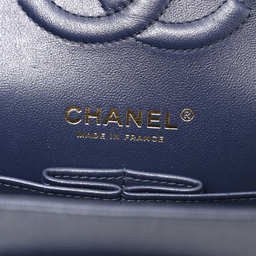 Caviar Quilted Medium Double Flap Navy